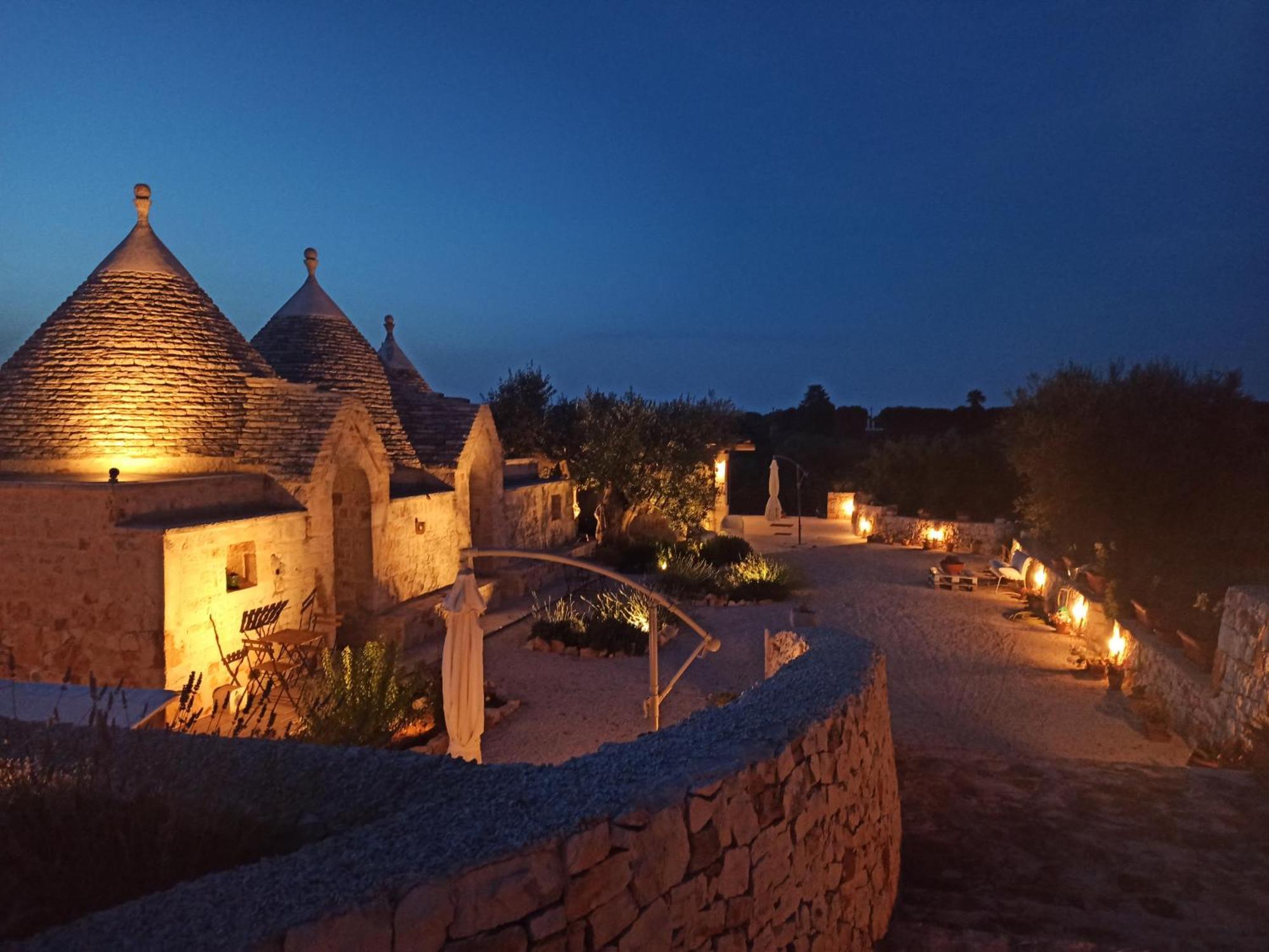 Hostal Trulli Don Pietro Castellana Grotte Exterior foto